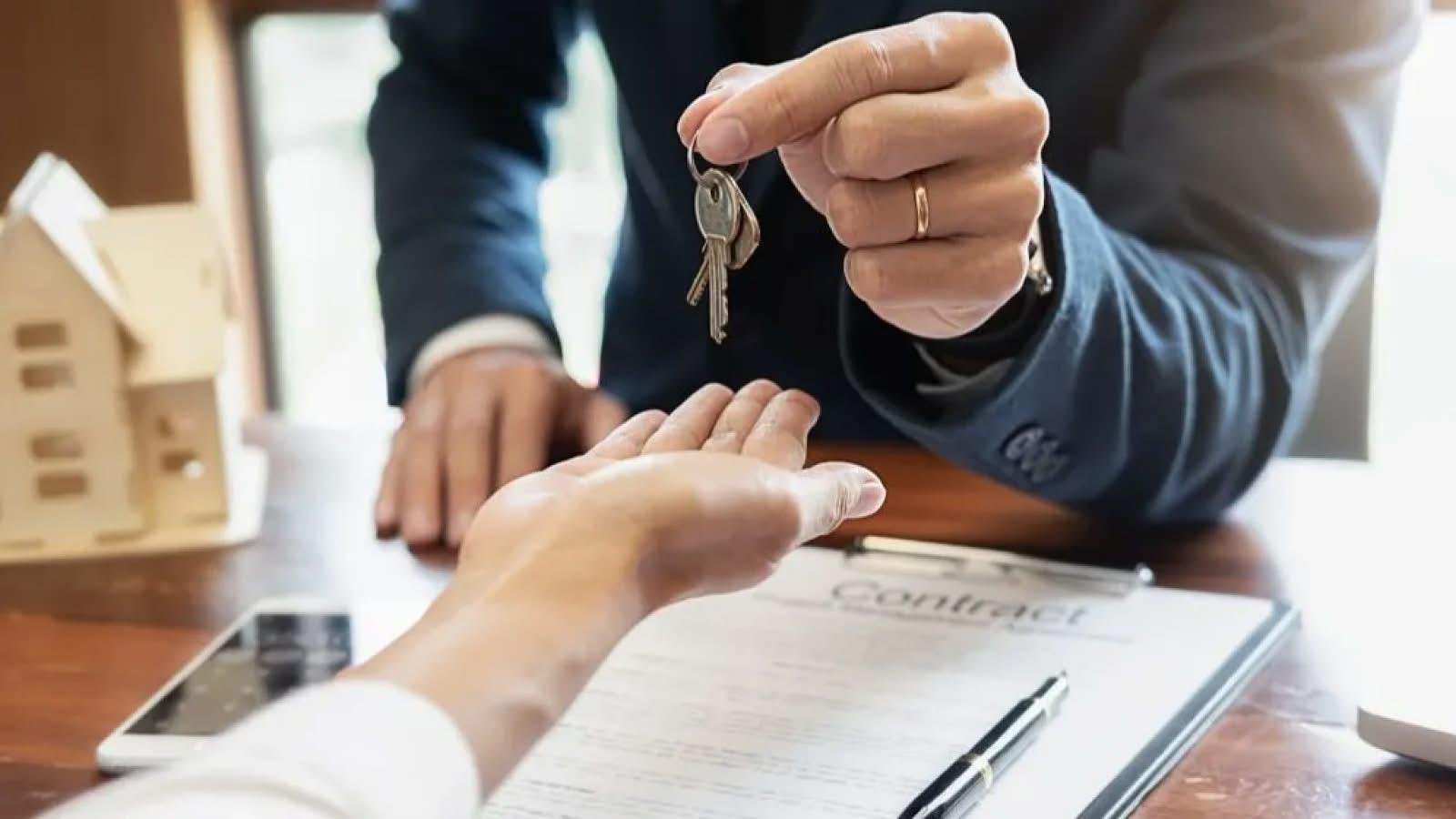 Read more about the article Dezvoltatori imobiliari obligații informare – reguli noi